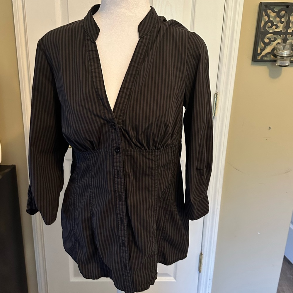 Guess button-down shirt gray size L